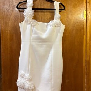 Elegant White Floral Dress